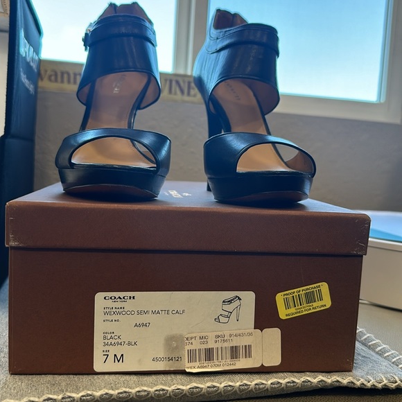 Coach Wexwood Semi Matte Calf Size 7 M In Original Box. Excellent Condition - Picture 15 of 16